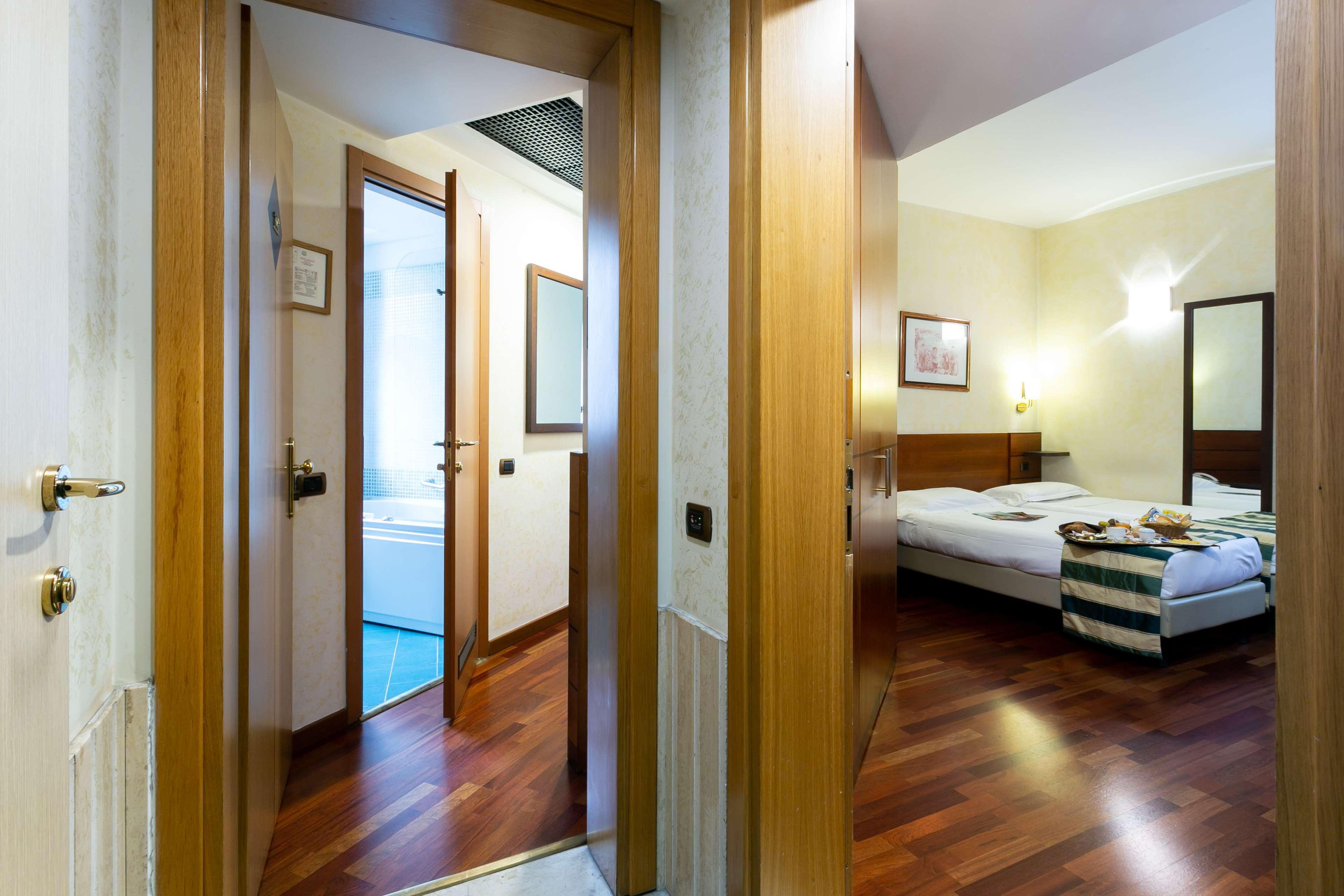 Hotel Mirage Sure Hotel Collection By Best Western Milano Exterior foto