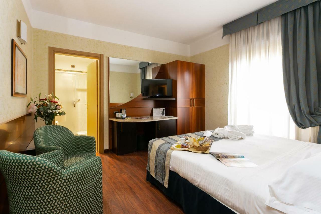 Hotel Mirage Sure Hotel Collection By Best Western Milano Exterior foto